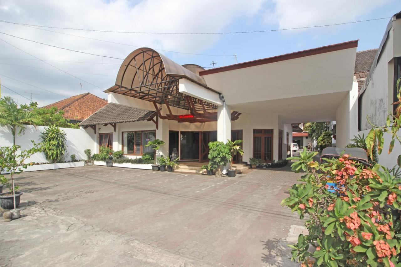 Reddoorz Plus @ Taman Siswa 3 Yogyakarta Kültér fotó
